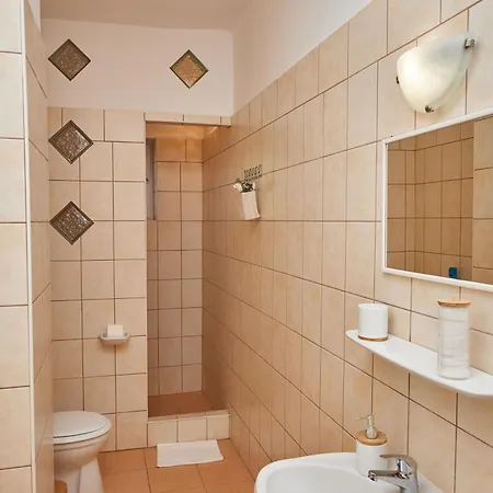 Gæstehus Tompos Vendeghaz Es Pince Villány