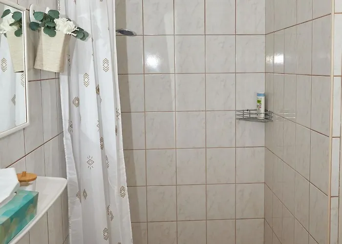 Tompos és Pince
